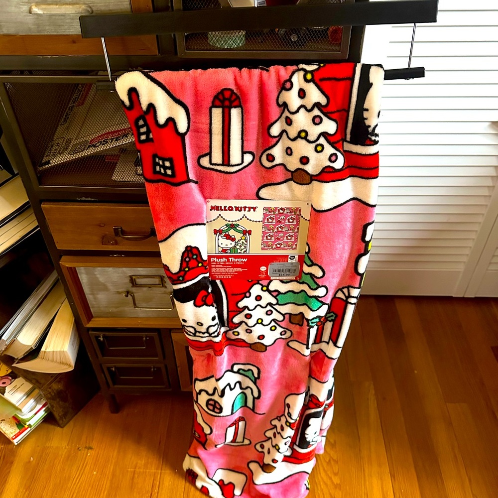 Hello Kitty Pink Plush Throw Blanket HTF VIRAL